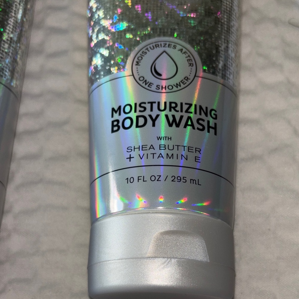 2 Bath Body Works Platinum Moisturizing Body Wash 2 Silver 10 oz Tubes New - Picture 3 of 7